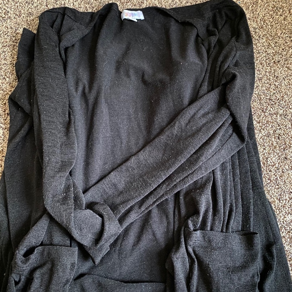 EUC Lularoe Sarah solid black size XL